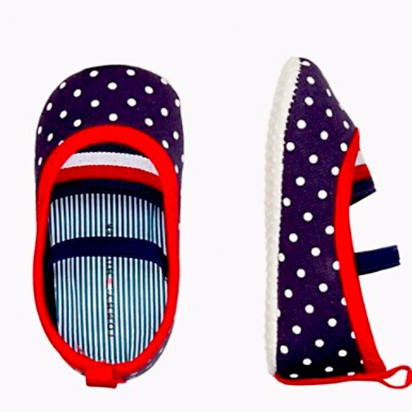 Tommy Hilfiger Shoes - Picture 1 of 3